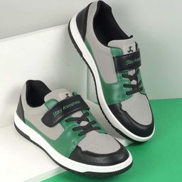 Mochi Men Sneakers-27