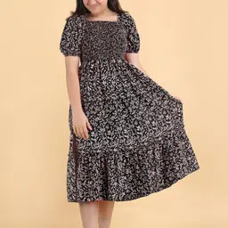 PaheliRani Women Printed Puff Sleeve Crepe Fit & Flare Midi Dress-picture-31