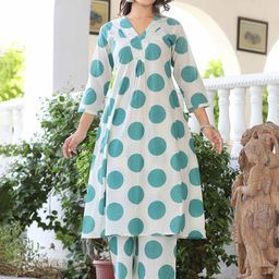 QBO FASHION Women Printed Regular Kurta with Trousers-image-75