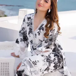 Royal Export Women Floral Printed Kurta with Trouser-picture-3