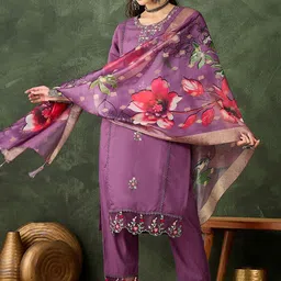 VredeVogel Floral Embroidered Sequinned Kurta With Trousers & Dupatta-picture-18