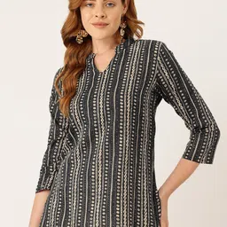 FERANOID Ethnic Motifs Printed Pure Cotton Kurti-picture-39
