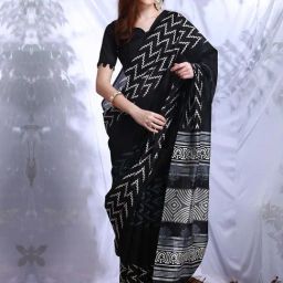 Saree Mall Black Printed Saree With Unstitched Blouse-image-89