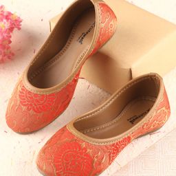 Cute Walk by Babyhug Floral Print Mojaris - Red-image-50