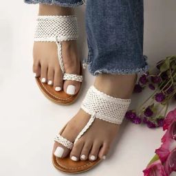 Shoetopia Women's White Toe Ring Sandals-image-17