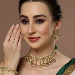 Dugran By Dugristyle Green & Gold Chokar Necklace with Kundan and Pearls for Women-image-11