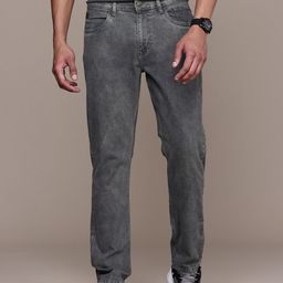 WROGN Men Relaxed Fit Light Fade Stretchable Jeans-image-112