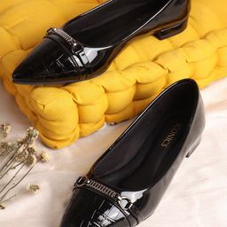 ICONICS Woman Embellished Block Heels Pumps with Buckles-9
