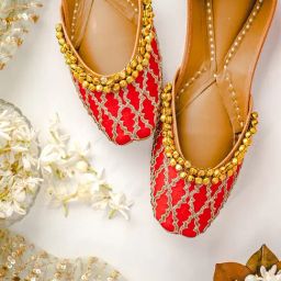 NR by Nidhi Rathi Women's Red Ethnic Juttis-image-73