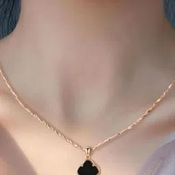 SALTY Set Of 2 Beehive & Midnight Pendant With Chain image 2
