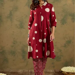 Indo Era V-Neck Printed Pleated Pure Cotton A-Line Kurta with Trousers-20