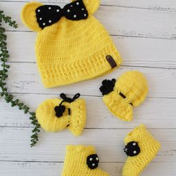 Woonie Bow Applique Detailed Cap With Coordinating  Mittens And Socks Set - Yellow-image-42