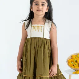 Soleilclo Fit & Flare Dress-picture-24