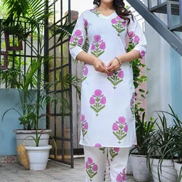 VASUPRADA Women Floral Printed Cotton Kurta with Trousers-picture-22