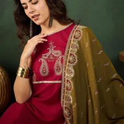Sangria Printed Round Neck Straight Kurta set-image-57