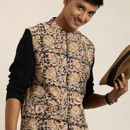 Taavi Kalamkari Printed Nehru Jacket-image-51