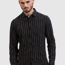 Snitch Men Smart Slim Fit Spread Collar Vertical Striped Cotton Casual Shirt-image-86