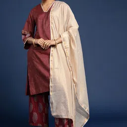 Taavi Festive Indie Printed Gotta Patti Kurta with Trousers & Dupatta-picture-17