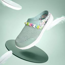 Hopits Girls Printed Mules-image-44