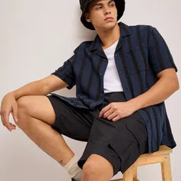 THE BEAR HOUSE Men Multi Stripes Opaque Casual Shirt-image-70