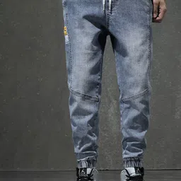 StyleCast Men Solid Mid-Rise Jogger Light Fade Jeans-image-11