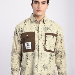 Beyoung Men Spread Collar Abstract Printed Cotton Casual Shirt-image-115