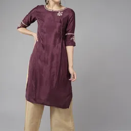 W Embroidered Yoke Design Sequinned Detailed Straight Kurta-picture-24
