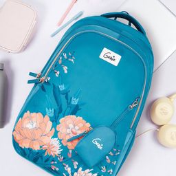Genie Women Graphic Large Backpack-16