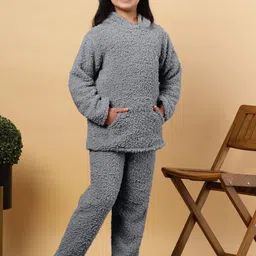KLOTTHE Girls Night suit-picture-21