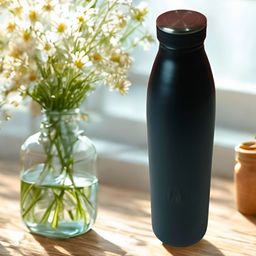 THE HOME CO. Black & Steel Single Stainless Steel Solid Water Bottle-30