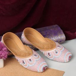 Iconics Women's Pink Ethnic Juttis-image-19