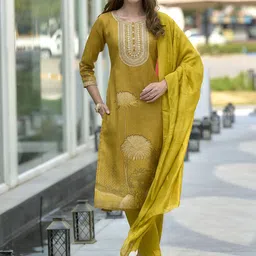 BE IN TEXO FAB Women Floral Embroidered Kurta with Trousers & Dupatta-image-95