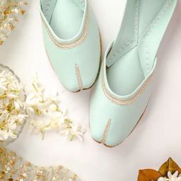 NR by Nidhi Rathi Women's Sea Green Casual Juttis-image-22