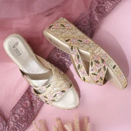 V-WALK Embellished Open Toe Wedge Sandals-18