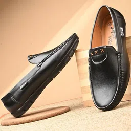 DODA Men Synthetic Leather Loafers-picture-10