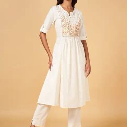 Rangmanch by Pantaloons Off-White Cotton Embroidered A Line Kurta-picture-4