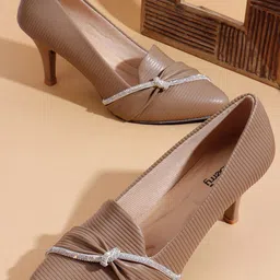 DressBerry Women Textured Slim Heeled Pumps-picture-10
