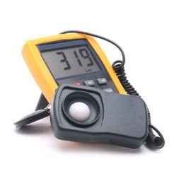 HTC LX101 A Digital Lux Meter Range 0 – 2,00,000 LUX image 4