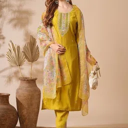 Moda Rapido Women Ethnic Motif Embroidered Thread Work Chanderi Cotton Kurta Set-picture-46