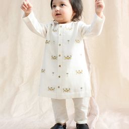 Tiber Taber 100% Chanderi Cotton Full Sleeves Peacock Embroidered Kurta With Pyjama Set - Cream-image-91