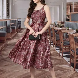 Souchii Print Satin Drop-Waist Midi Dress-picture-9