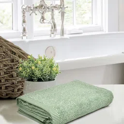 Home Fresh Green 1 Printed Cotton 500 GSM Bath Towel-image-41
