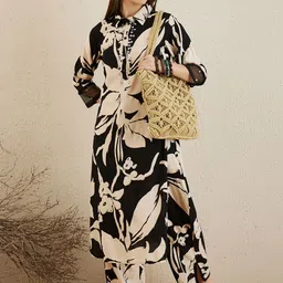 Indo Era Floral Printed Three-Quarter Sleeves Tunic With Trouser-24