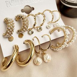Vembley Gold Earrings-image-67