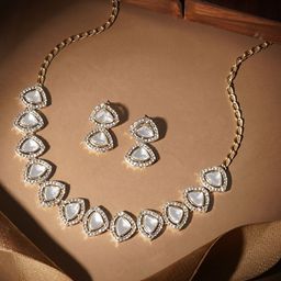 TEEJH Gold-Plated Stone Studded Jewellery Set-image-15