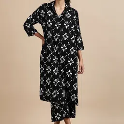BLACK & BLAH BLAH Floral Printed Shirt Collar Straight Kurta with Palazzos-picture-29