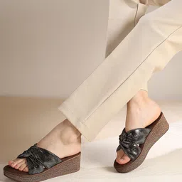 Inc 5 Women Round Toe Wedge Mules with Tassels-40