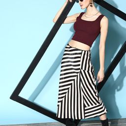 Veni Vidi Vici Maroon Solid Fitted Crop Top-image-17
