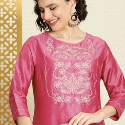 House of Pataudi Women Fuchsia Pink Floral Yoke Design Thread Work Rozana Kurta-picture-16
