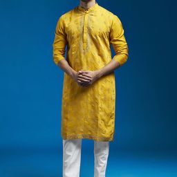 VASTRAMAY Men Floral Embroidered Regular Thread Work Chanderi Silk Kurta with Pyjamas-39